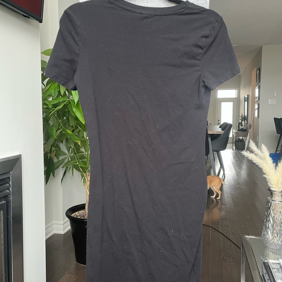 Black H&M Tshirt Dress - Picture 5 of 6